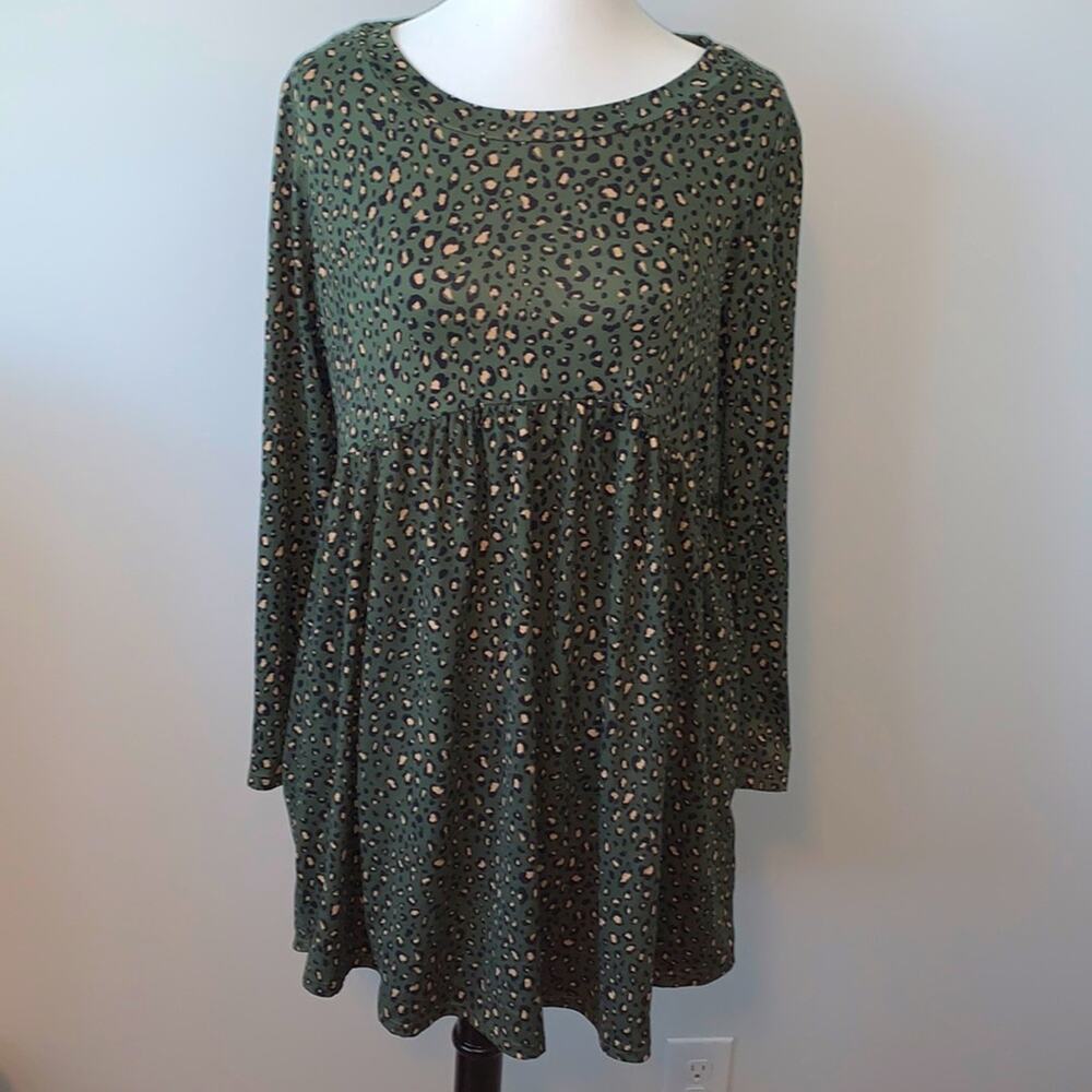 Haptics Green Animal Print Pocketed Babydoll Swing Dress Sz S